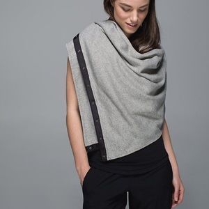 Lululemon vinyasa scarf grey & black